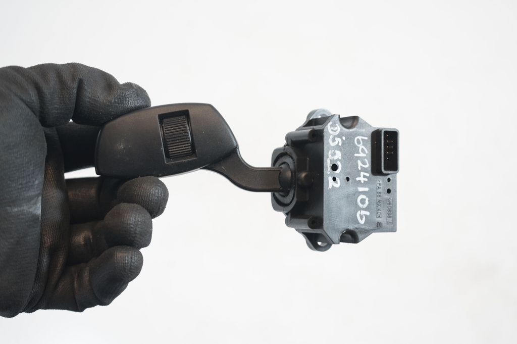 Wiper control stalk (7)