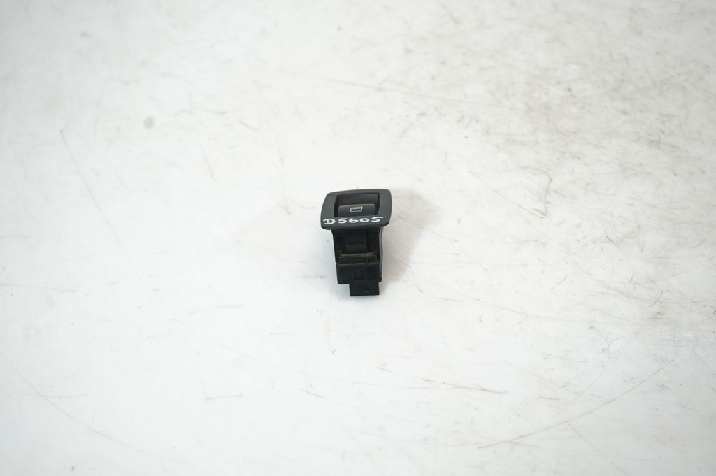 Electric window control switch (3)