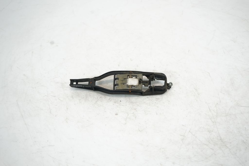 Front door exterior handle (5)