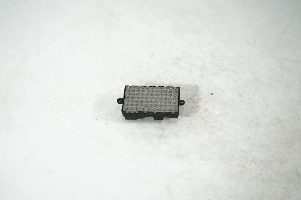 Heater blower motor/fan resistor (3)