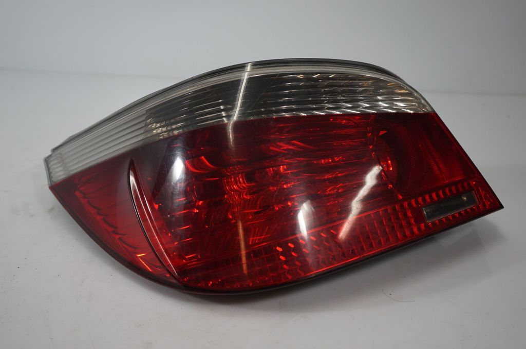 Rear/tail lights (5)