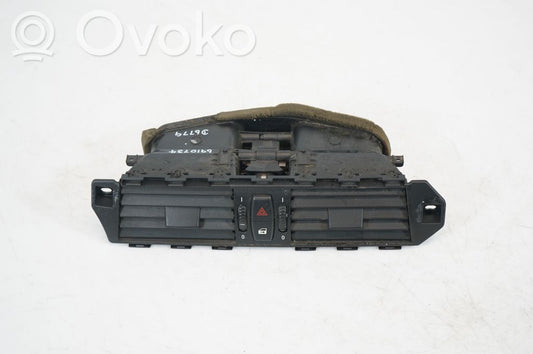 Dash center air vent grill