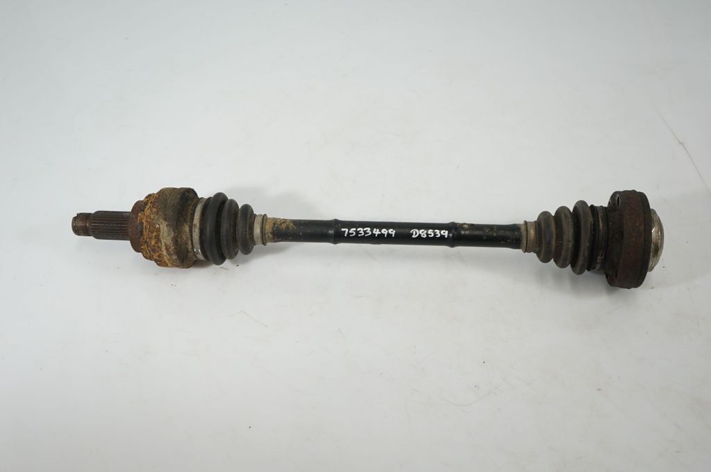 Rear driveshaft