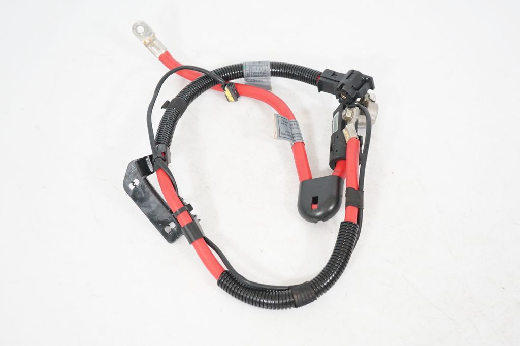 Positive cable (battery) (2)