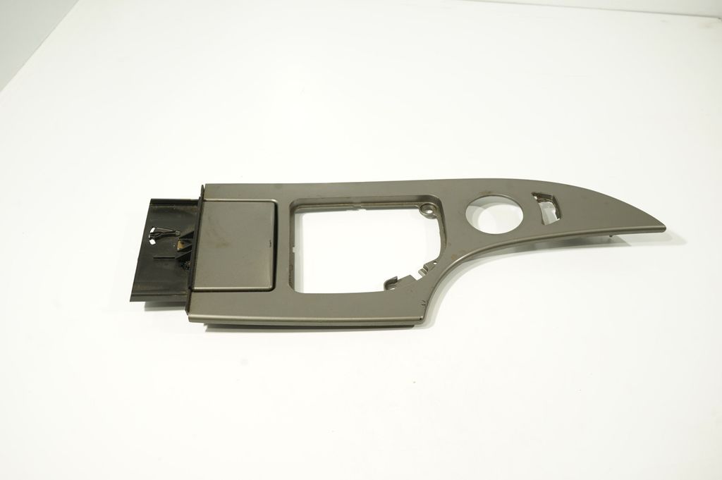 Gear shifter surround trim plastic (2)