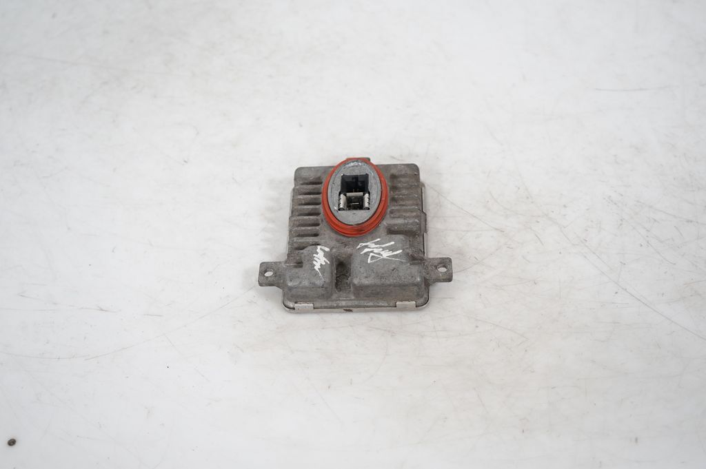 Headlight ballast module Xenon (2)