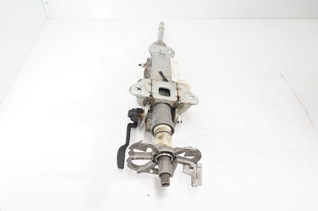 Steering wheel axle (5)