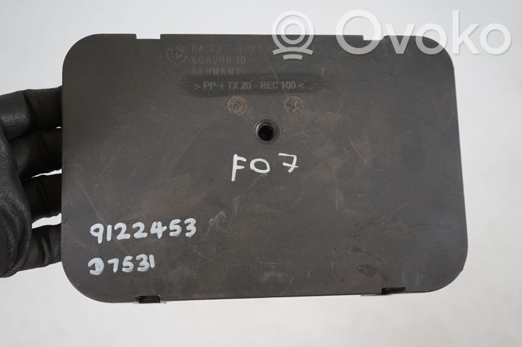 Quarter panel pressure vent (6)