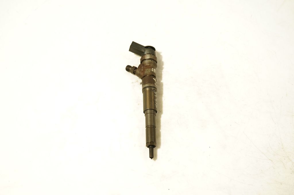 Fuel injector (5)