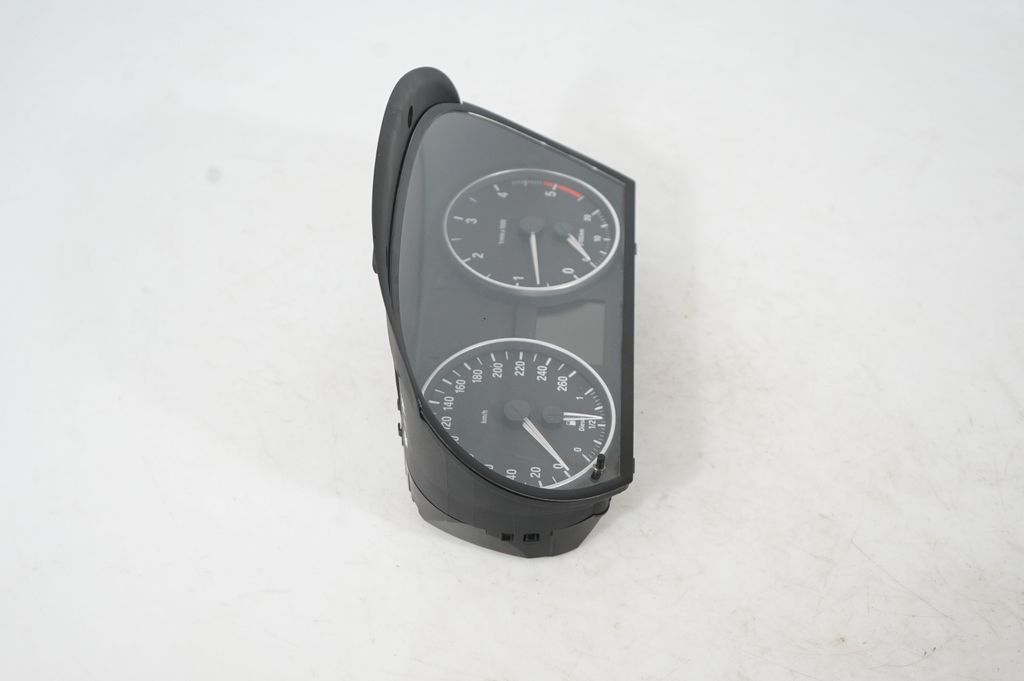 Speedometer (instrument cluster) (4)