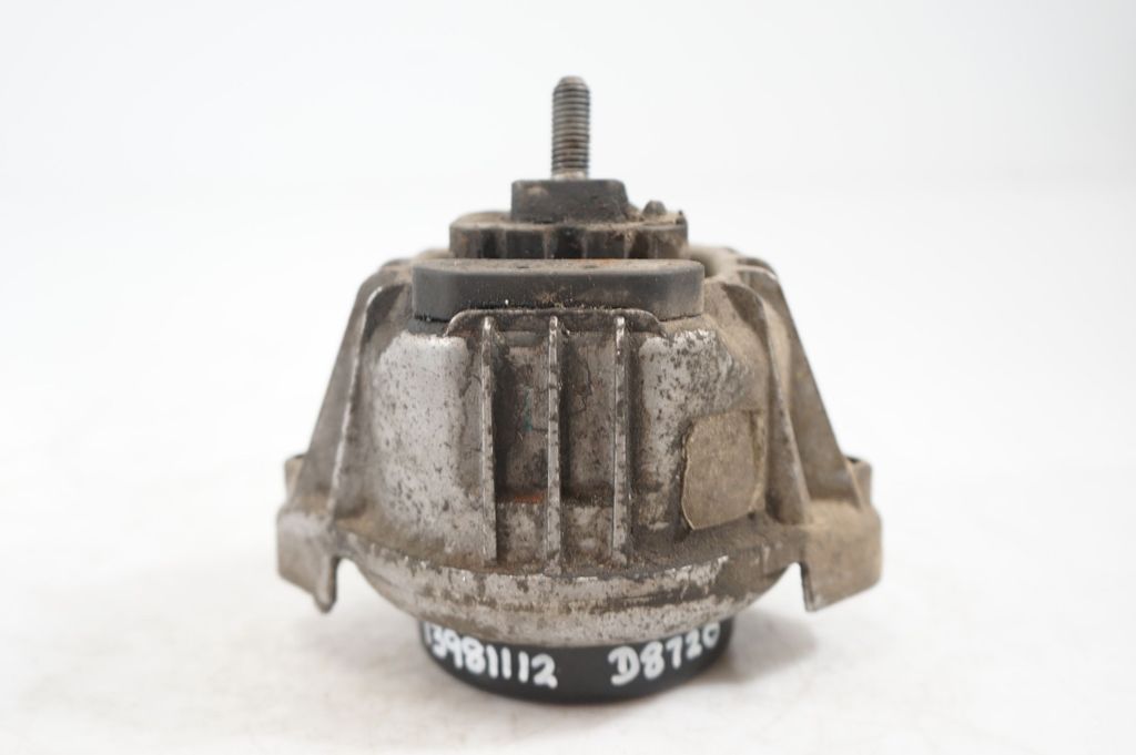 Engine mount bracket (5)