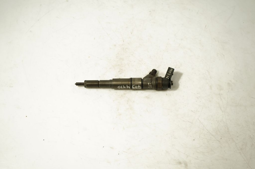 Fuel injector (4)