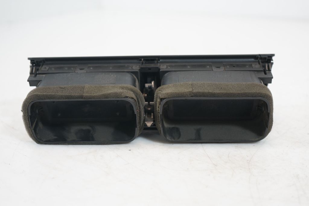 Dash center air vent grill (7)