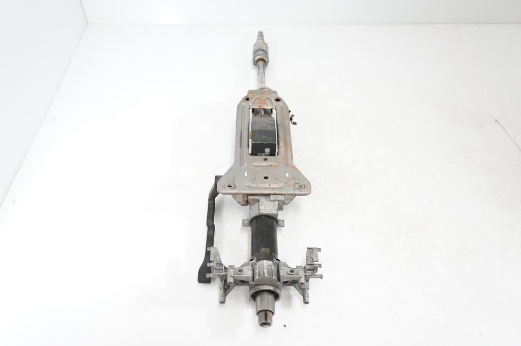 Steering wheel axle (5)