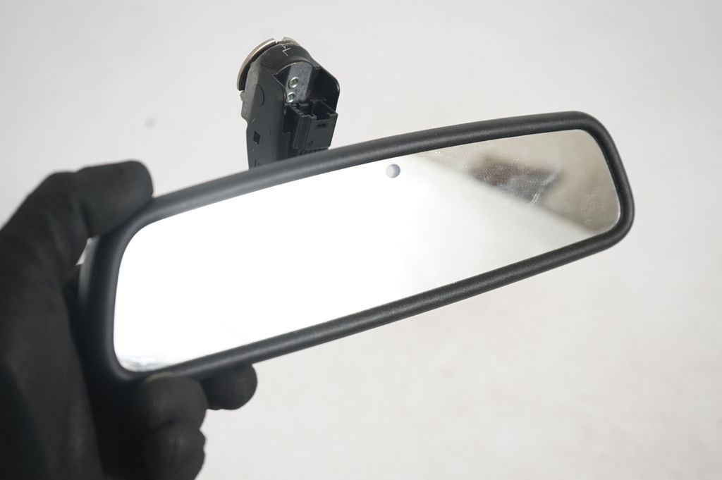 Rear view mirror (interior) (6)