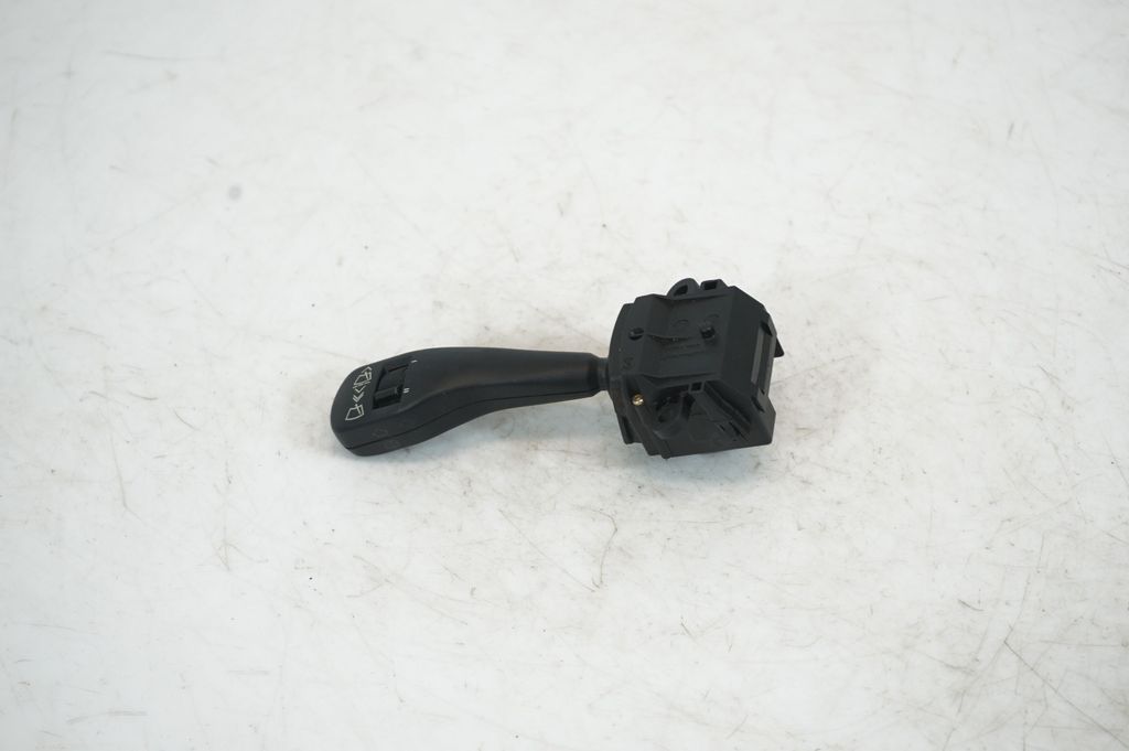 Wiper control stalk (3)