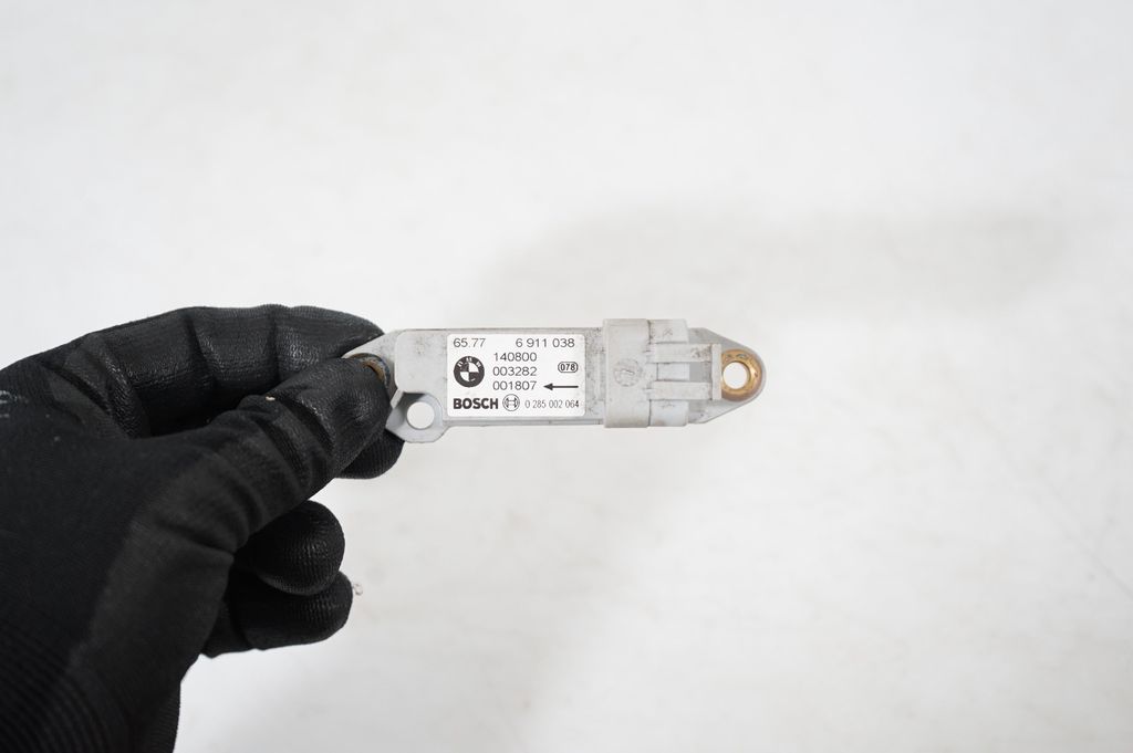 Airbag deployment crash/impact sensor (6)