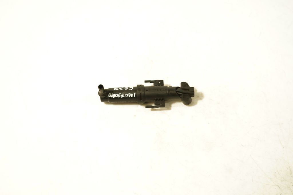 Headlight washer spray nozzle (2)
