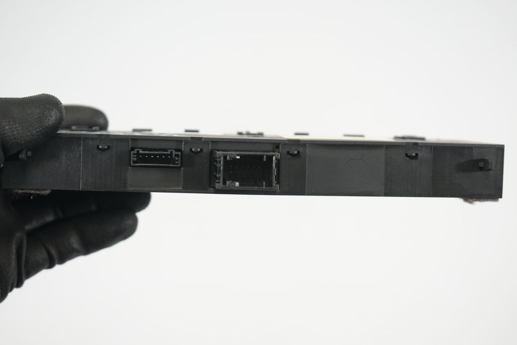 Parking (PDC) sensor switch (7)