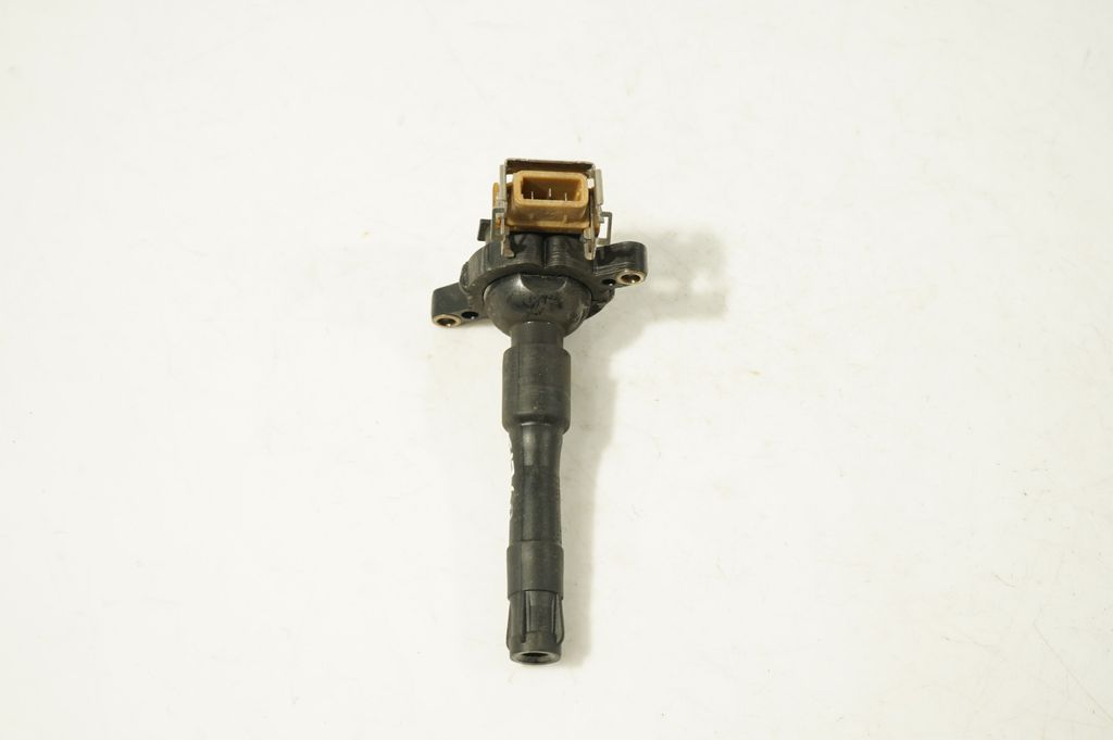 High voltage ignition coil