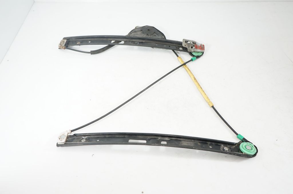 Front door window regulator with motor (5)