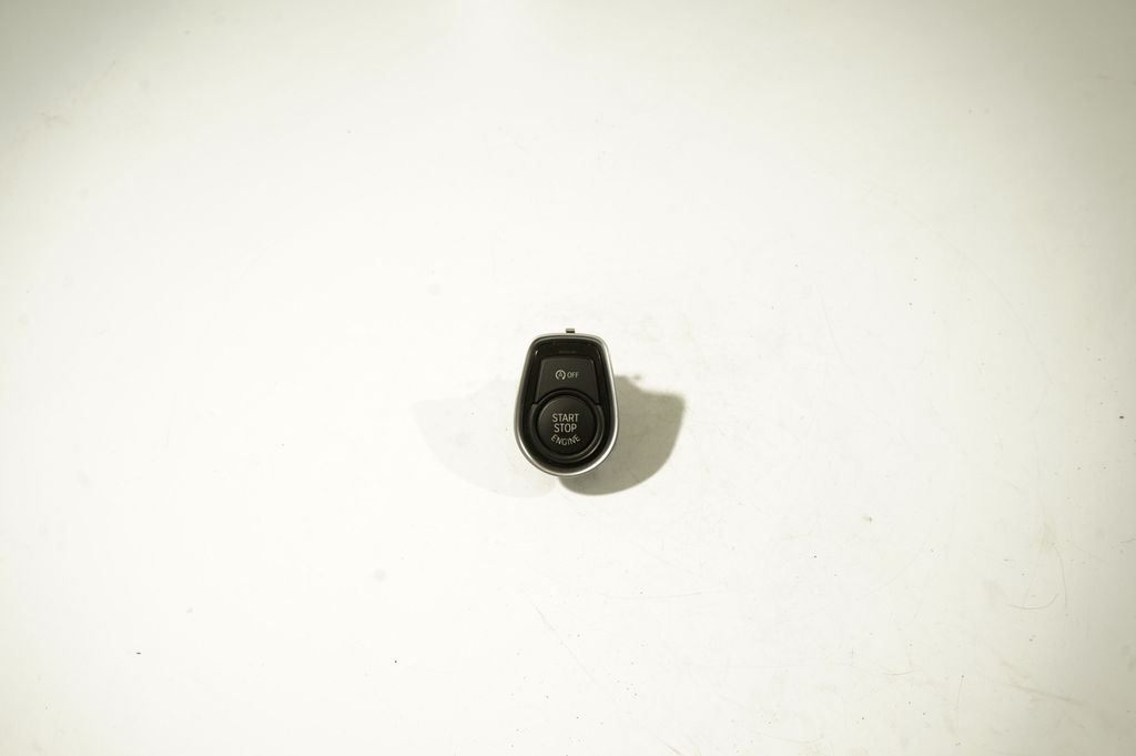 Engine start stop button switch