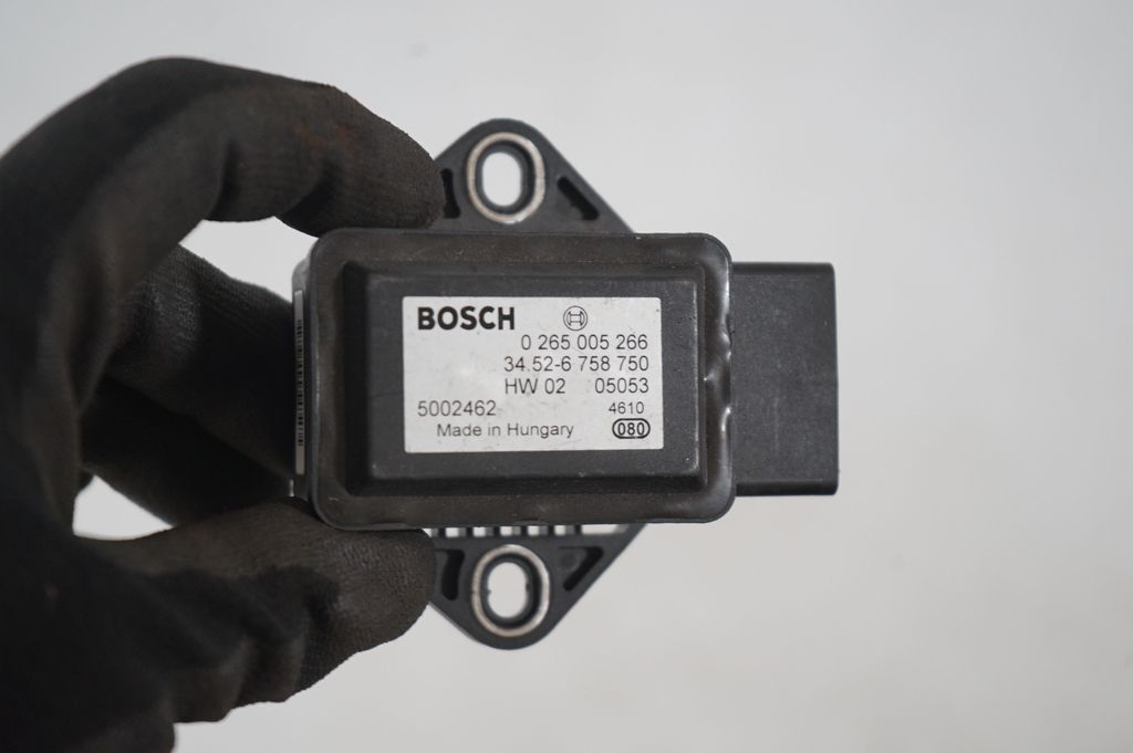 ESP acceleration yaw rate sensor (6)