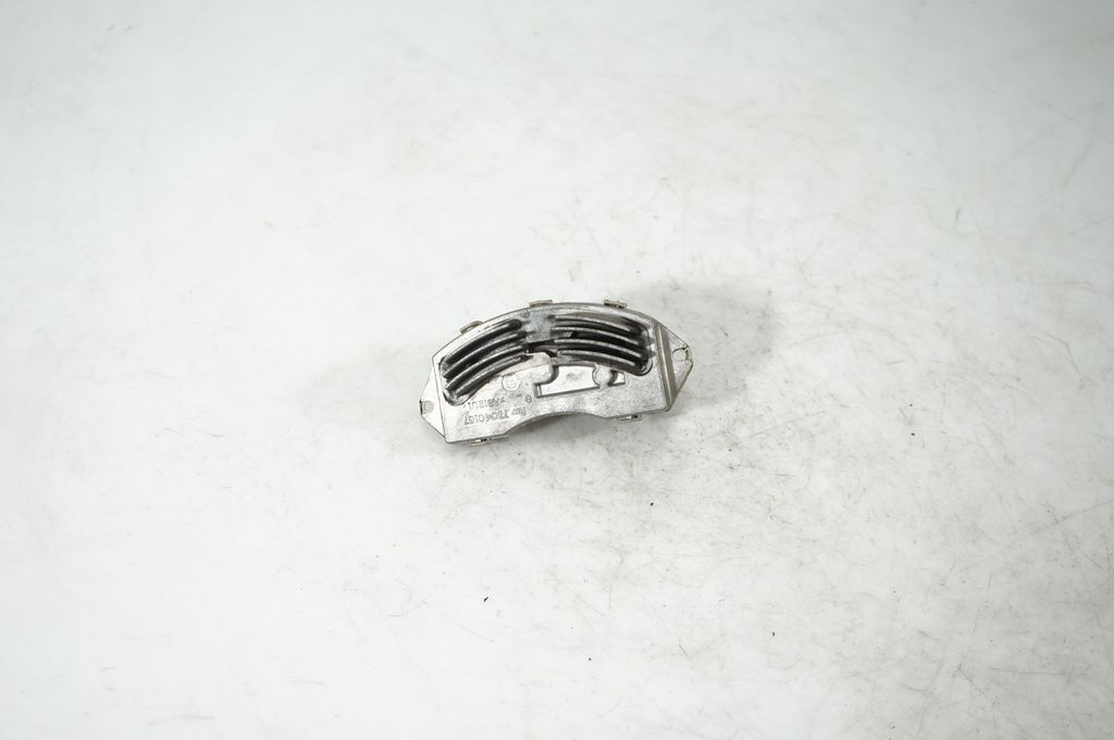 Heater blower motor/fan resistor