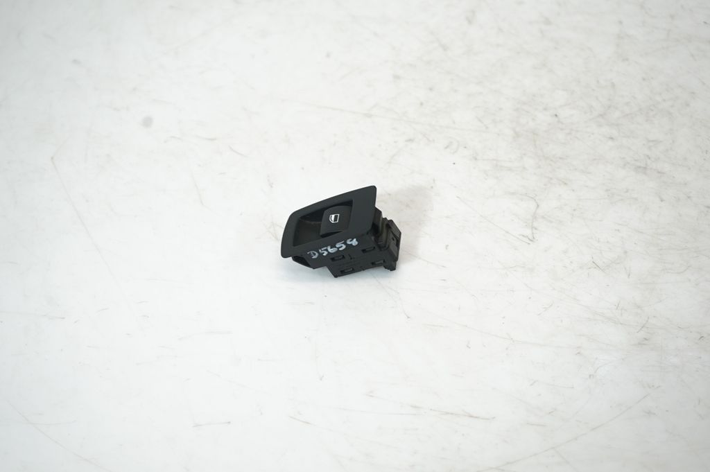 Electric window control switch (2)