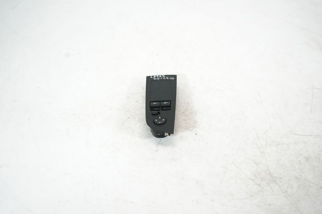 Side speaker trim/cover (3)