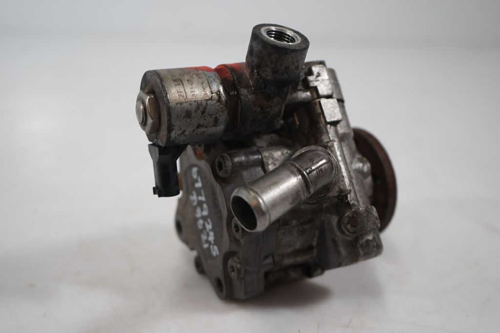 Power steering pump (7)