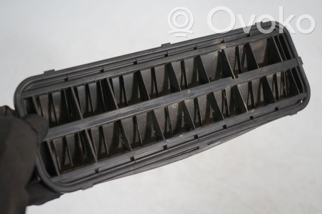 Quarter panel pressure vent (6)