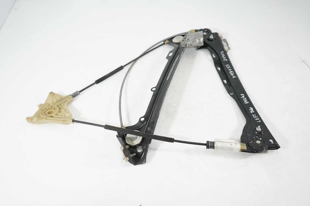 Front door window regulator with motor (4)