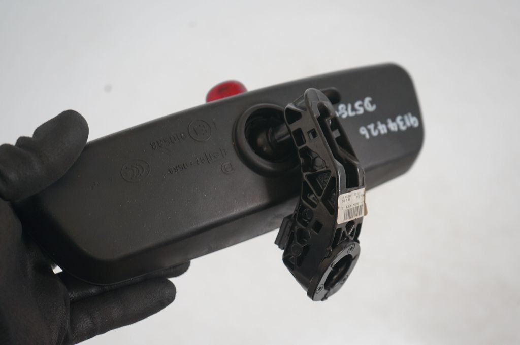 Rear view mirror (interior) (7)