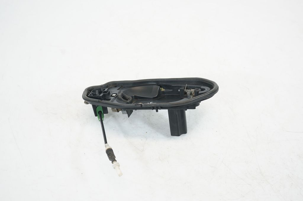 Rear door exterior handle (3)