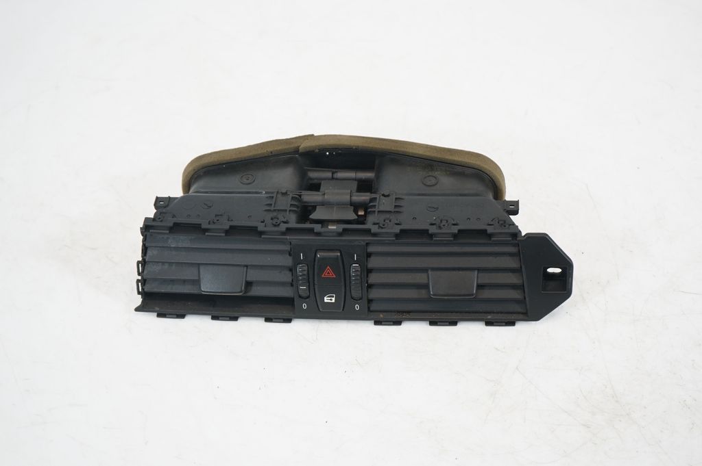 Dash center air vent grill