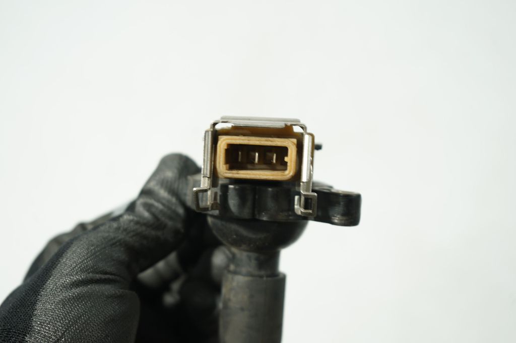High voltage ignition coil (6)