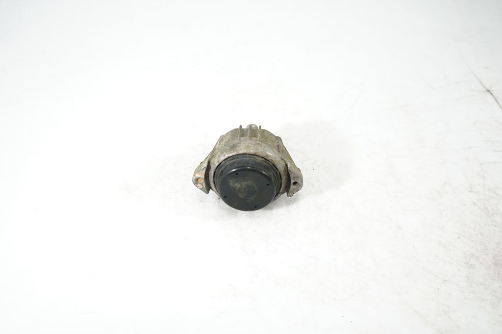 Engine mount bracket (3)