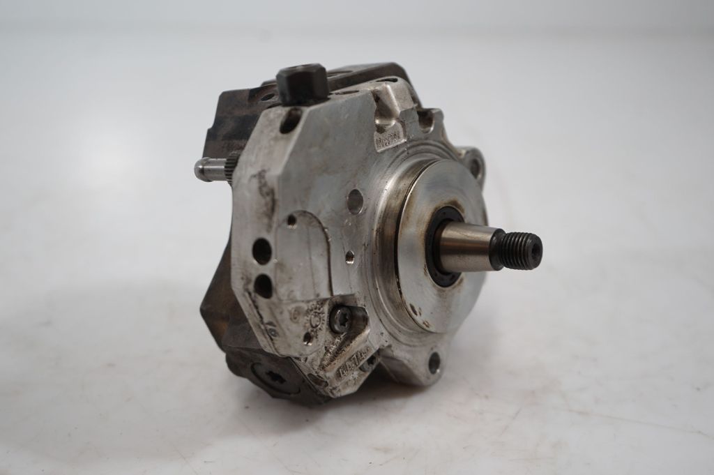 Fuel injection high pressure pump (9)