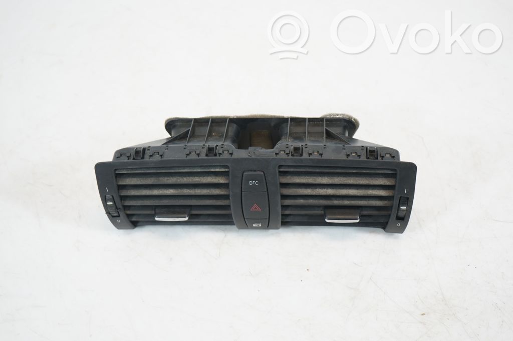 Dash center air vent grill