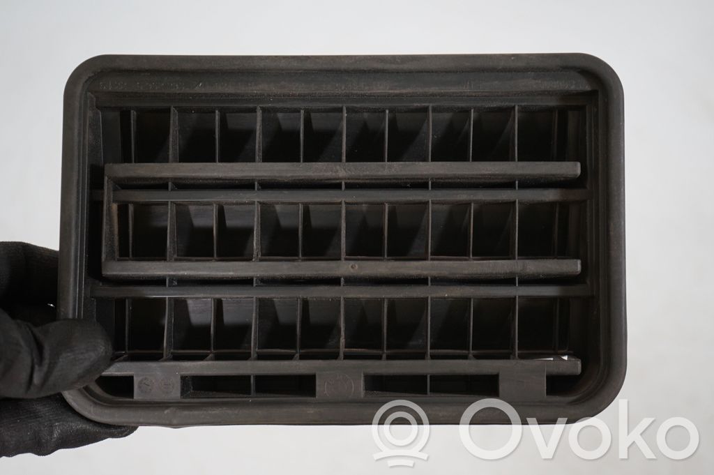 Quarter panel pressure vent (6)