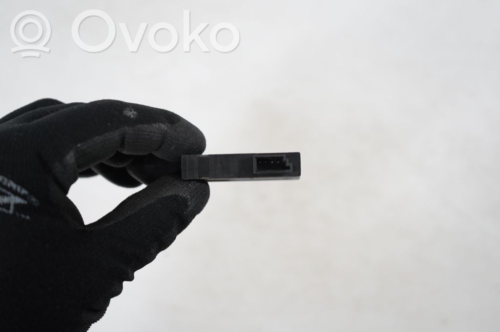 Other switches/knobs/shifts (6)