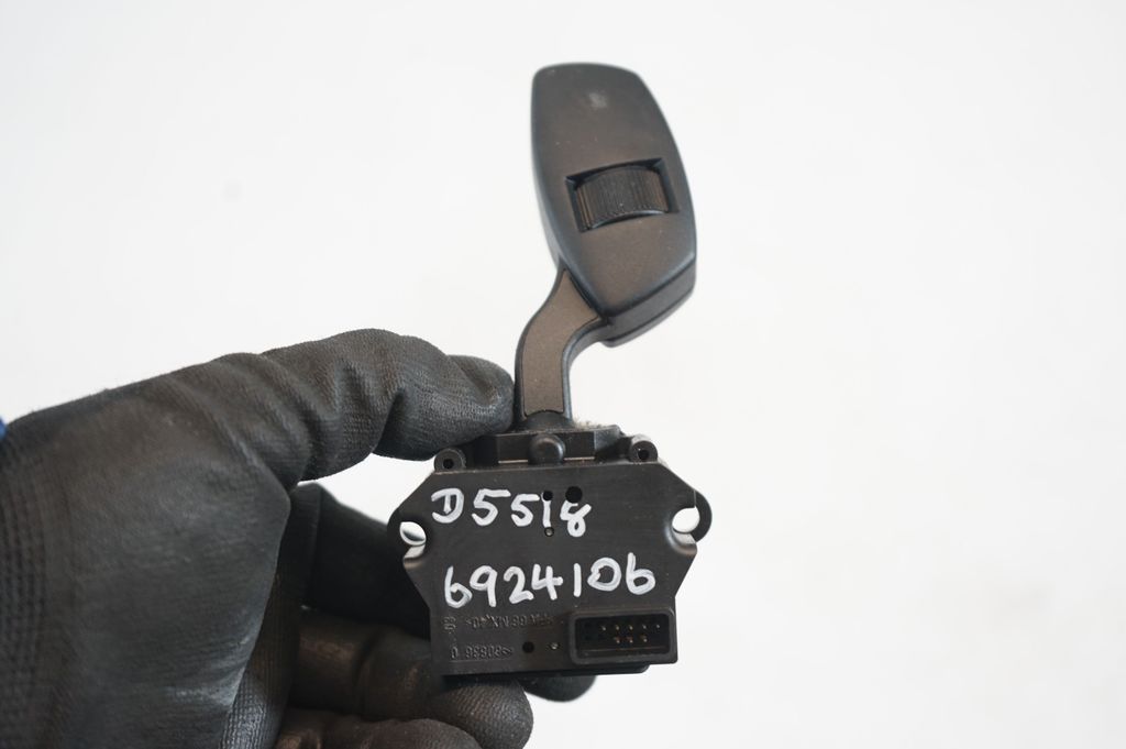 Wiper control stalk (7)