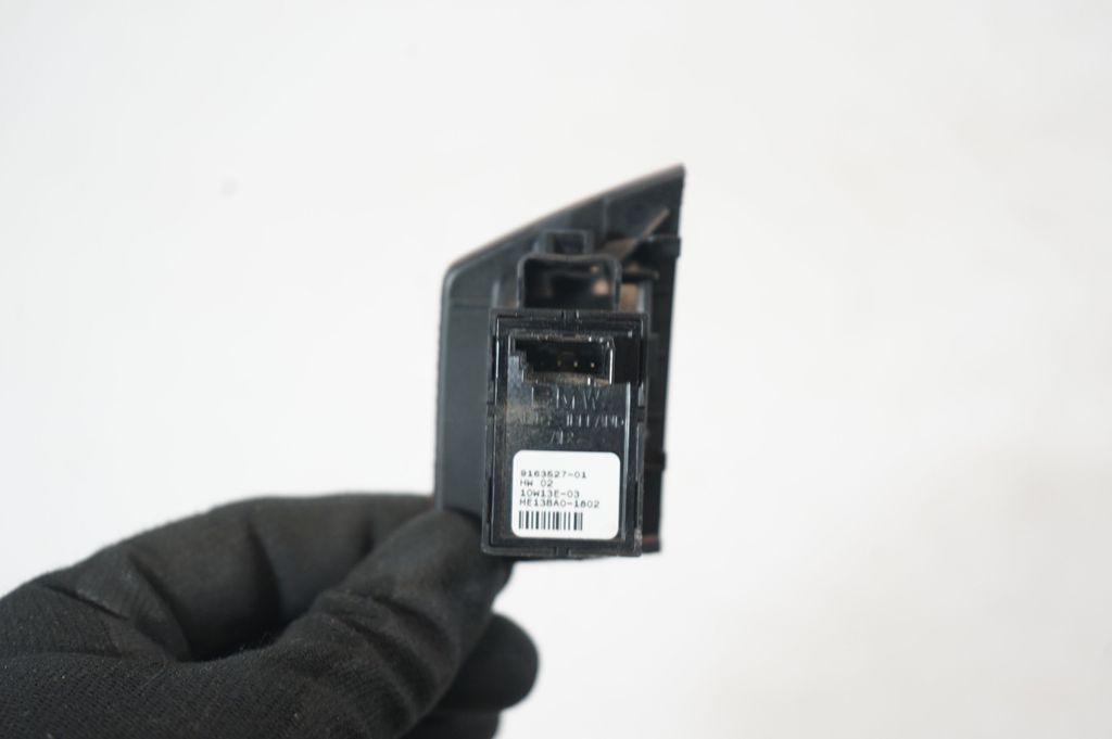Electric window control switch (6)
