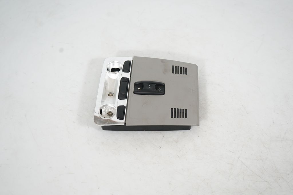 Front seat light (4)