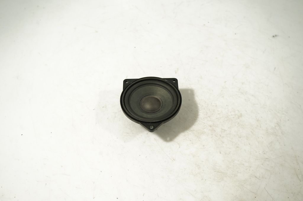 Panel speaker (3)