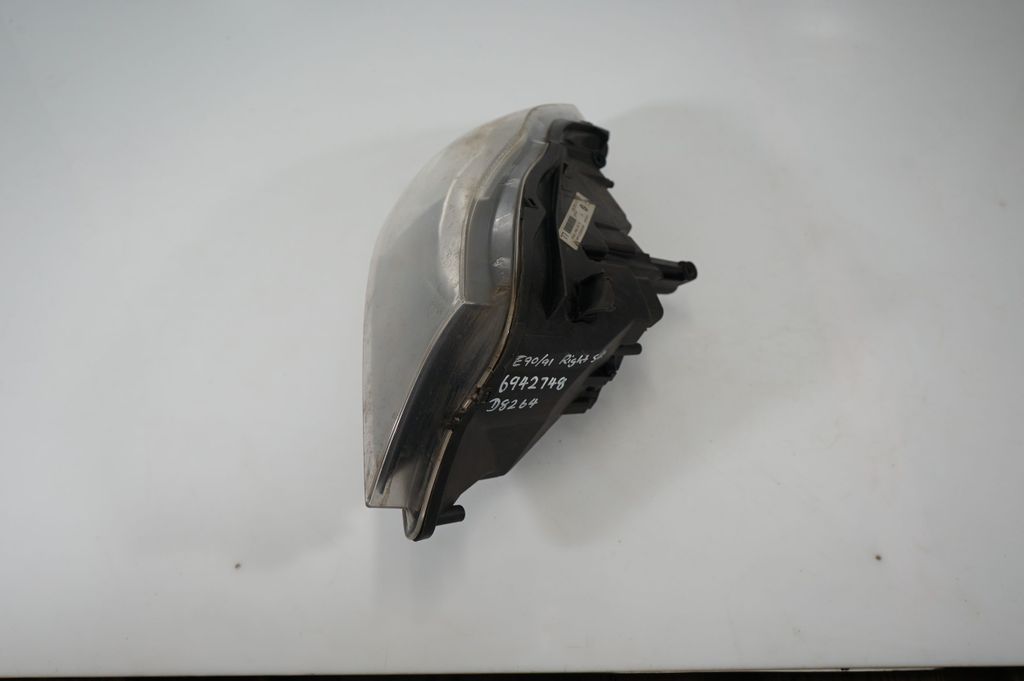 Headlight/headlamp (2)