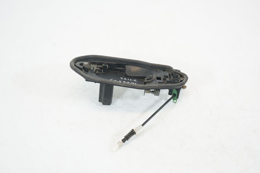 Rear door exterior handle (3)