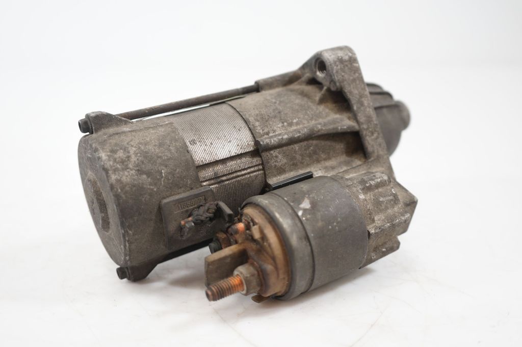 Starter motor (7)