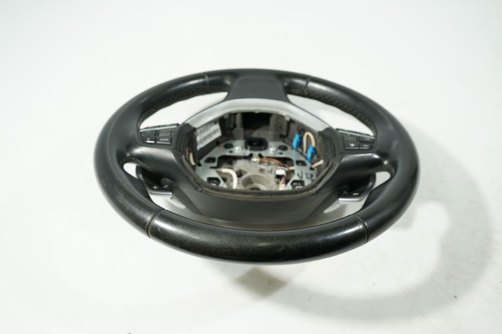 Brake pedal (3)